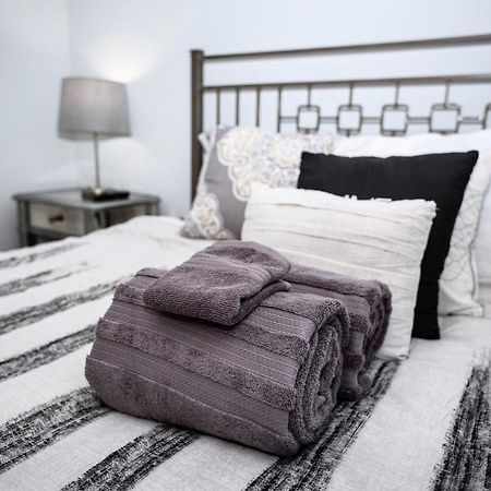 Elegant 3 Bedroom Apt With Free Parking And Balcony Nashville Luaran gambar